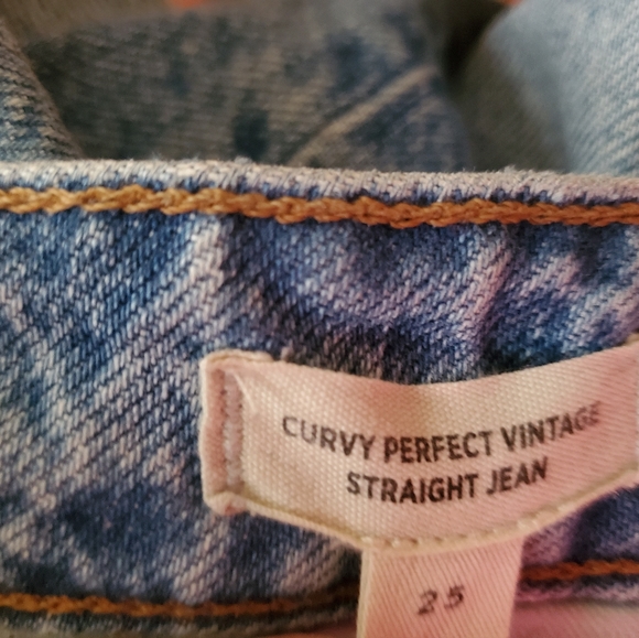 Madewell  Curvy straight jeans. - Picture 4 of 5